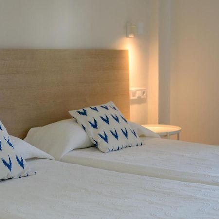 Hostal Jakiton Palmanova エクステリア 写真